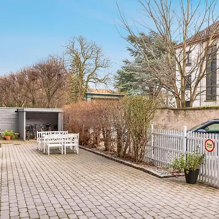Apartment Stylish With Prime Location In Osterbro